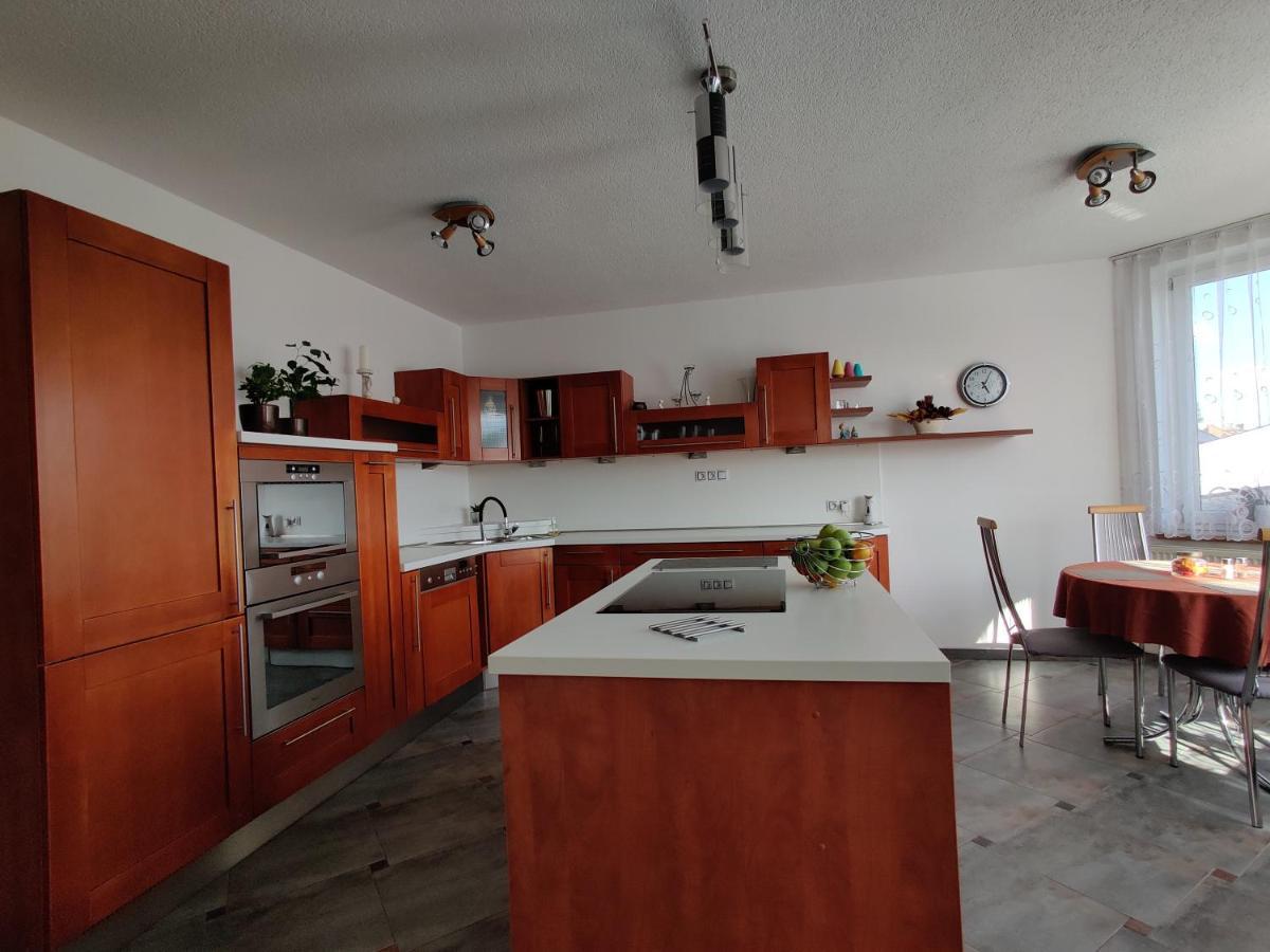 Apartmany V Nasem オロモウツ エクステリア 写真
