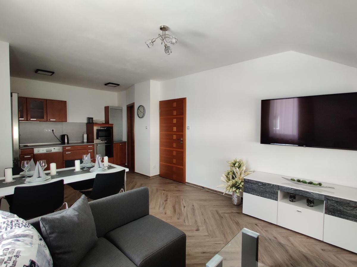 Apartmany V Nasem オロモウツ エクステリア 写真